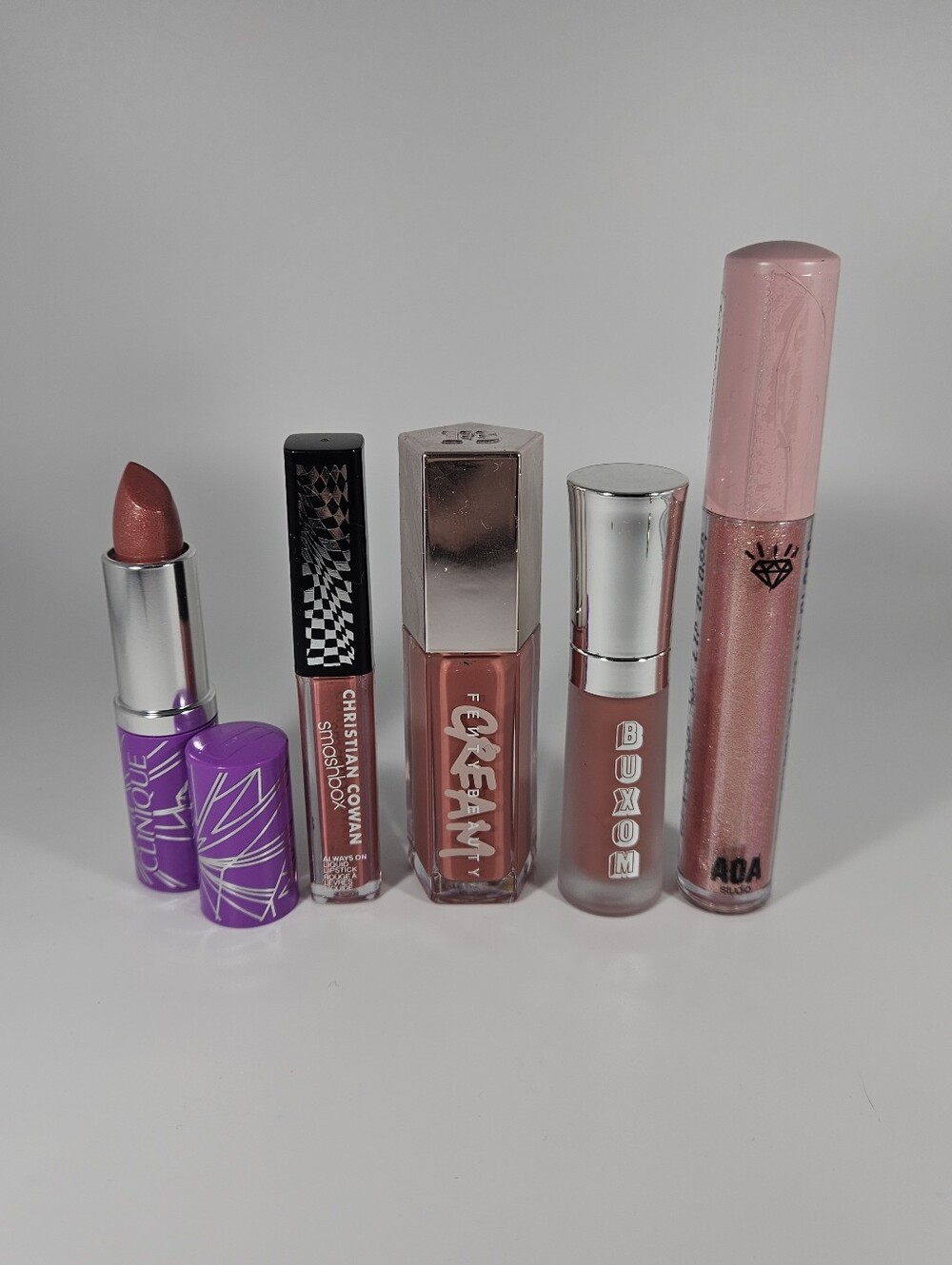 Nude Lippie Lot (3 FULL-SIZES & 2 DELUXE SAMPLE-SIZES)